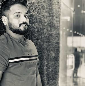 Meet your Posher, Devang